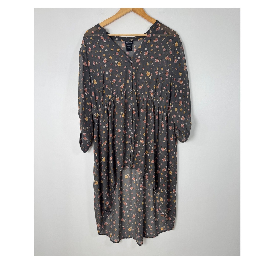 Cottagecore Torrid Womens 1 Tunic Blouse Charcoal Floral Hi-Low Roll-Tab Chiffon